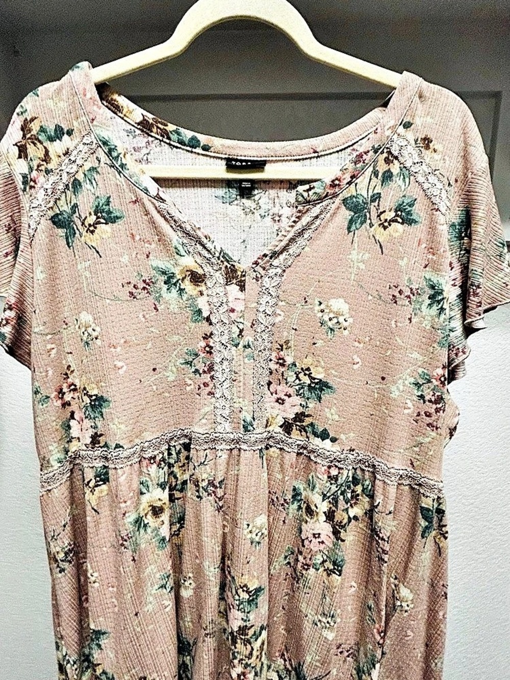 Torrid Floral Tunic in Pink Size XS Like New